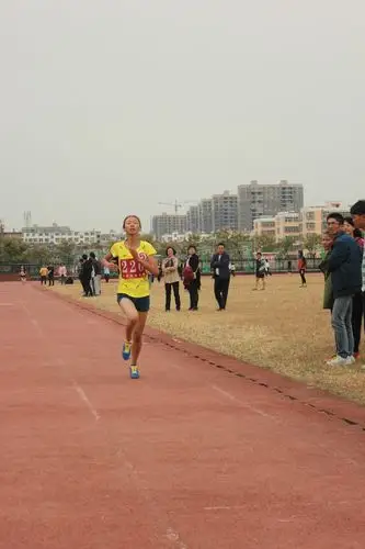 固始县实验中学_2015年全县35届运动会_img-0204