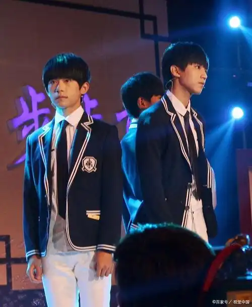 tfboys王俊凯,王源,易烊千玺怎么不笑了