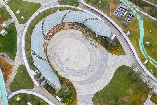 临安人民广场"焕新"回归!苕溪锦带传统风貌区新增打卡地标_杭州网