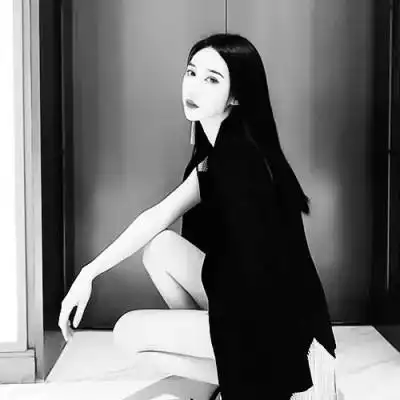 真人情头ins黑白单人_情侣头像_头像屋