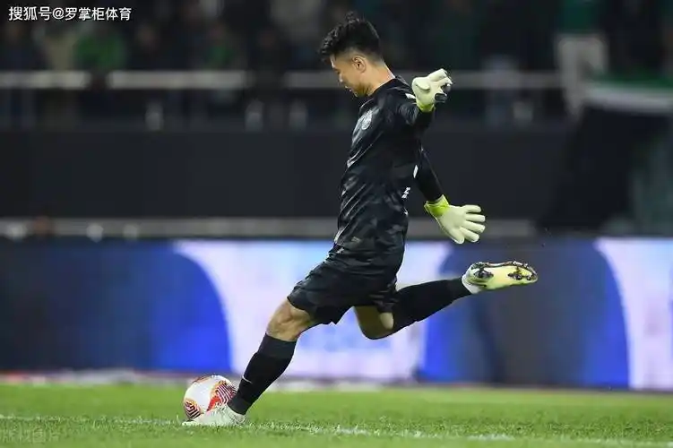 原创国足多任主帅都拒绝征召的30岁门将如今被伊万提拔首进国足