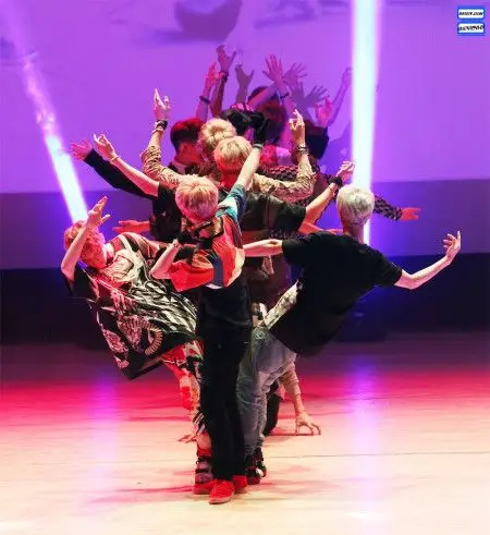 求几张好看,高清,正面的exo生命之树的图片!thank you