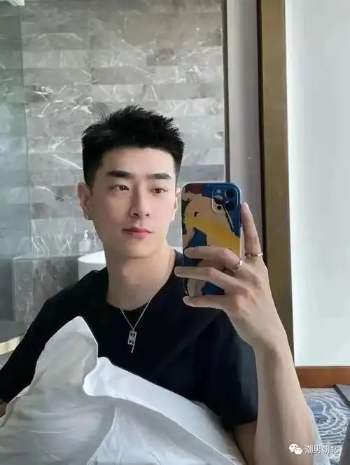 2024男生"短发"怎么剪才好看?试试这几款帅气发型,潮范十足