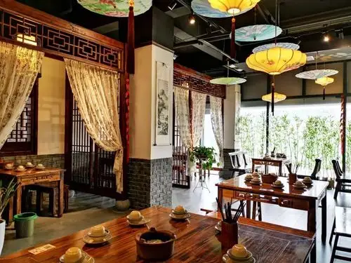 这家美到犯规的古风小酒馆居然藏在那个广场一杯酒就让你醉生梦死