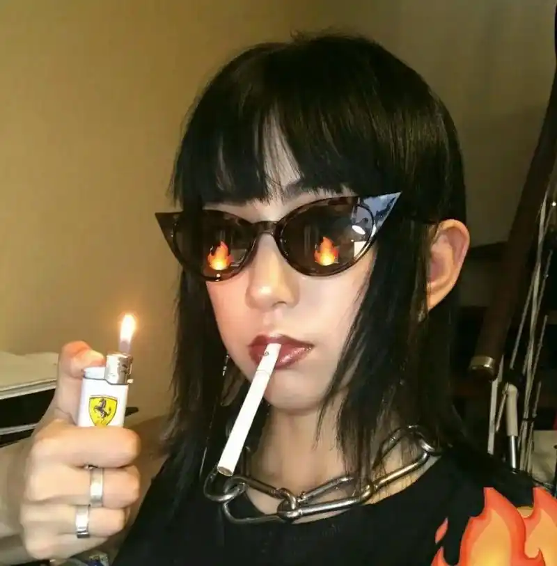 氛围感08女生头像.女生烟08 头像分享#优质头像 #小众风 - 抖音