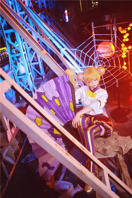 王者cos_万圣前夜小乔