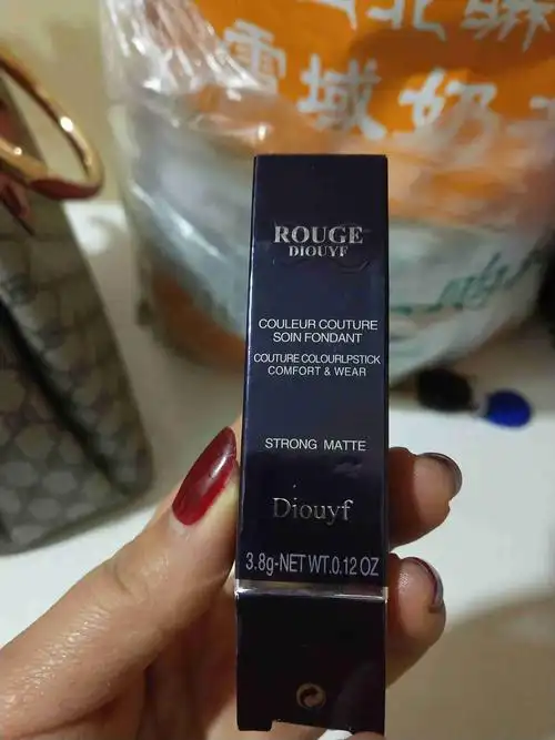 迪奥888光面口红求真假?