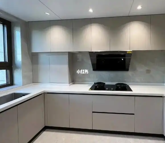 上下柜同色橱柜