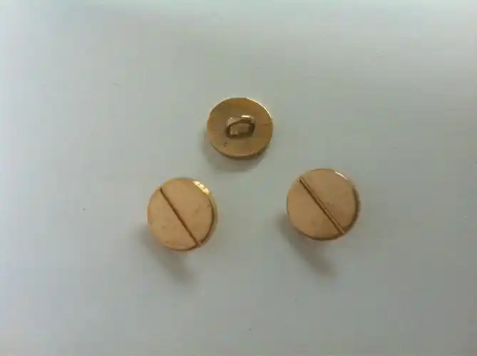 供应12mm金色有脚锌合金纽扣 金属纽扣
