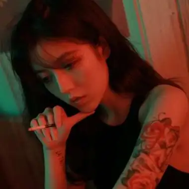 由美头网整理发布,女生头像频道提供更多与霸气,超拽,超酷相关的头像