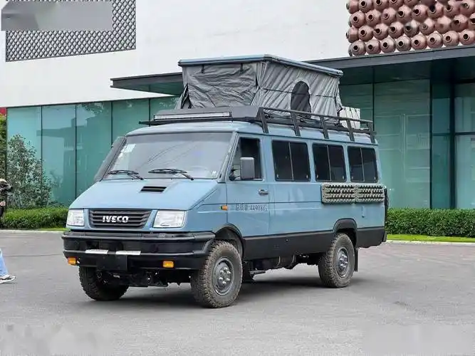 新星依维柯2045露营房车,四驱带两把差速锁,懂得自然懂