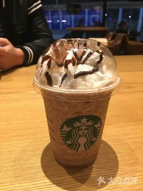星巴克丽彩(万达店)摩卡可可碎片星冰乐图片 - 第1张