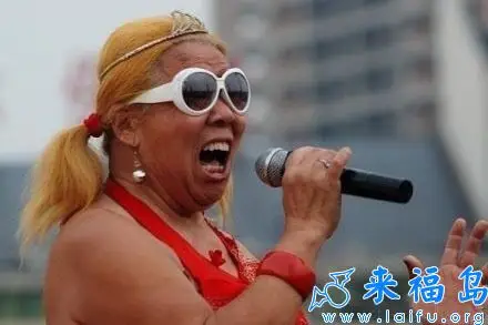 奇闻怪事_来福岛爆笑娱乐网