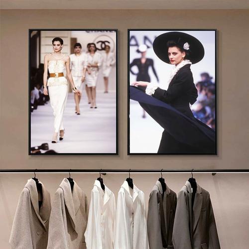 时尚服装店装饰画模特t台女装设计工作室挂画米兰时装周走秀海报