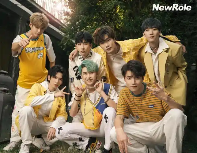 hlt男团秋冬封面大片时尚摄影商业服装