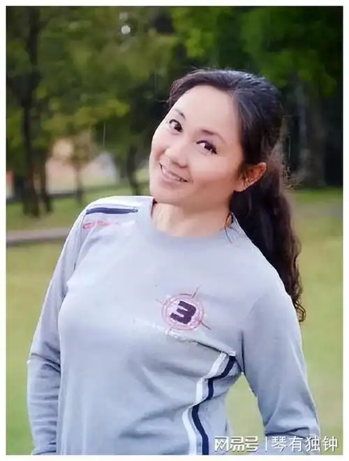 娱乐圈的五光十色|张远|黑马|星光璀璨_网易订阅