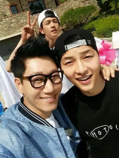 runningman150614e251高清无字