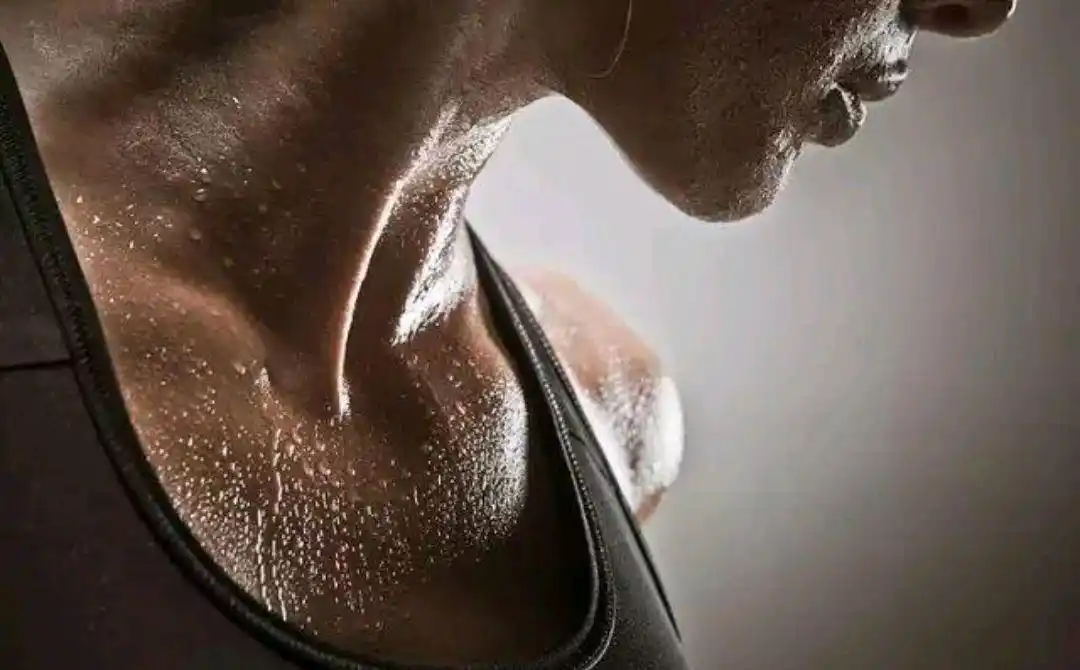 夏天出汗多,体内湿气会跟着排出来吗?提醒:3个祛湿方法更可靠