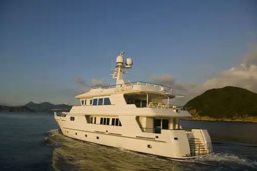 探险系列 – 中国号110英尺 | 东海游艇