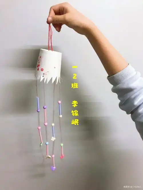 第七周一年级《纸风铃》美术作品展