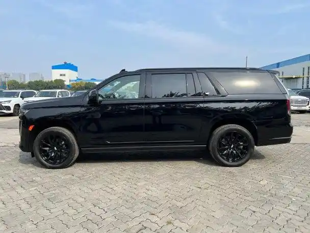 2024款凯迪拉克凯雷德总统用车天津港原装进口现车报价直降50万