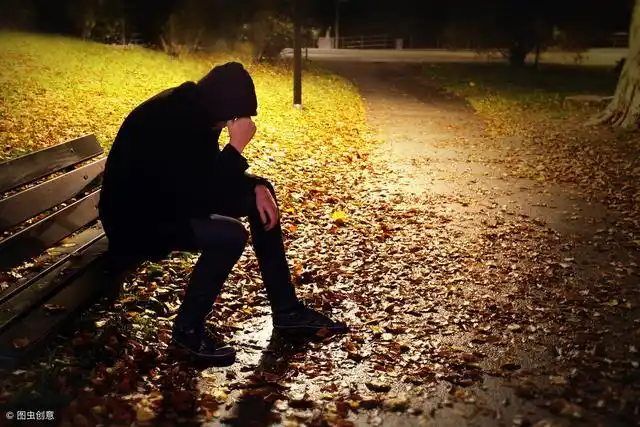 淡淡忧伤的说说心情短语,唯美经典,句句催泪!