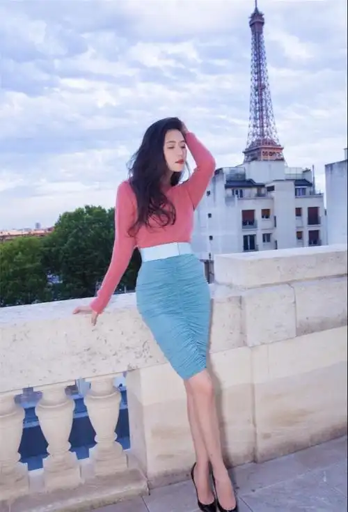 还记得多年前的女人不哭里的田海蓉吗