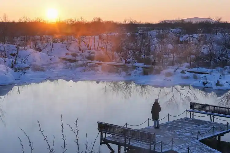 美丽中国丨黑龙江五大连池世界地质公园冬日雪景静美壮观