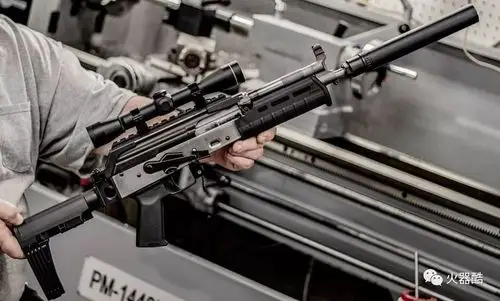 魔幻风战术版ak完美的轻武器