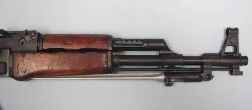 6万美元出售中国造56式冲锋枪(1)_社会万象_光明网(组图)