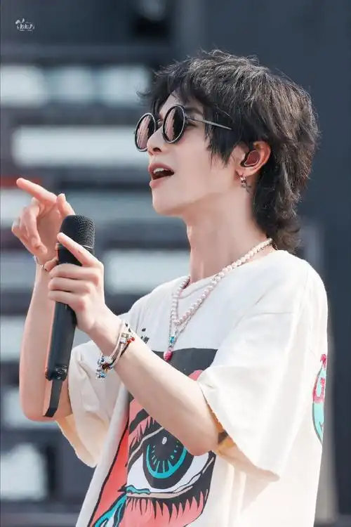 祝华晨宇0207生日快乐##华晨宇2024向阳而生