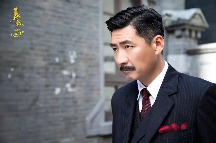 张子健双剧霸屏角色反差热议不断_追星族