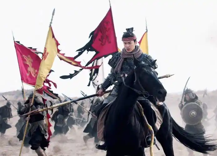 是古代军队最重要的礼仪将军出征就是行军打仗,征战沙场的意思也是