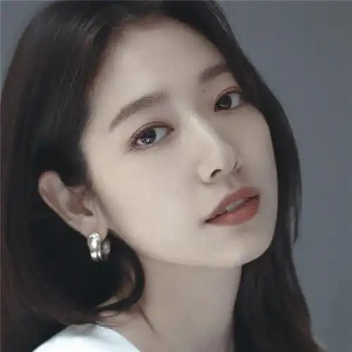 魅力女神朴信惠头像图片