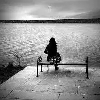 难过头像女生背影图片_微信头像图片大全