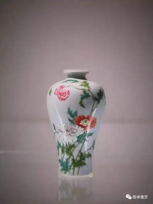 清雍正珐琅彩虞美人图梅瓶 御承堂博物馆藏