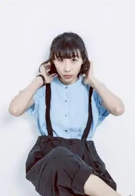 美女歌手林一今年多大了,网红女歌手林一近况 - 歌词译