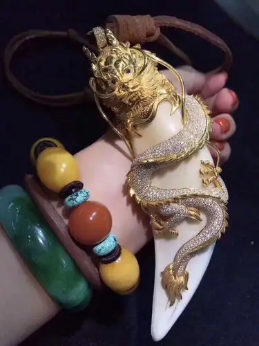 下面是一组虎牙包金的作品,大家欣赏下.