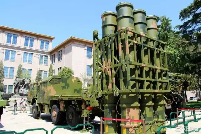 红旗-16防空导弹