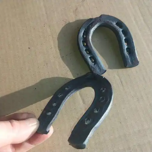 霓梦琳铁掌马蹄铁马掌驴掌马掌钉八毫米厚度防滑耐磨锻造高品质马匹