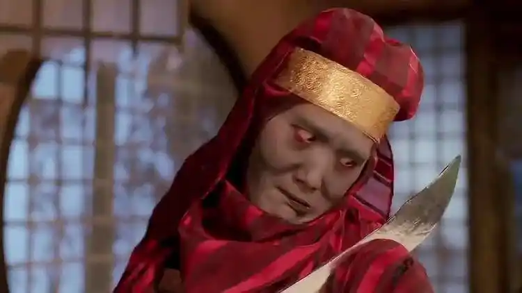 《僵尸叔叔》不反抗,还快乐的磨几刀?