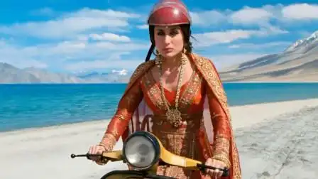 三傻大闹宝莱坞:前女友骑着小绵羊来找兰柯,上来就是一巴掌