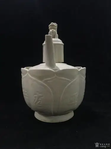 定窑花瓣温酒壶11.30