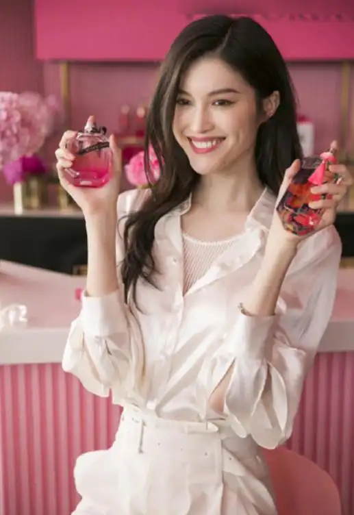 刘雯和哪个超模关系好(中国五位维密超模的感情现状)