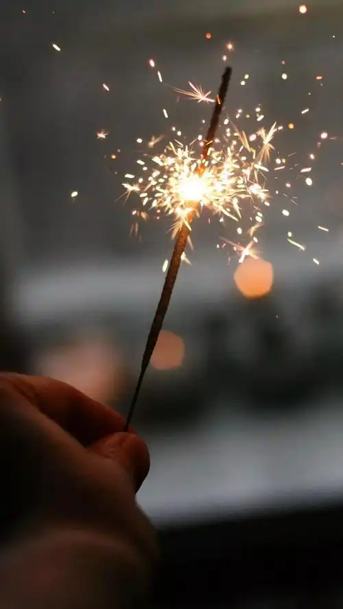 超级漂亮的烟花微信聊天壁纸