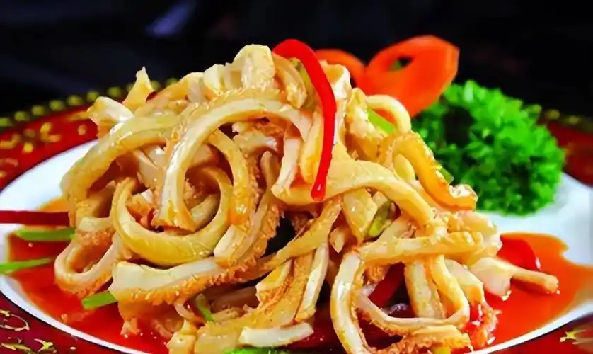 美食推荐:黑椒薄荷汁牛仔粒,宫爆银雪鱼,红油牛肚丝制作方法_备用_红