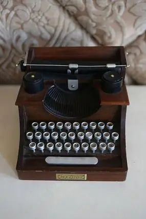 老式打字机高清图片下载_红动中国