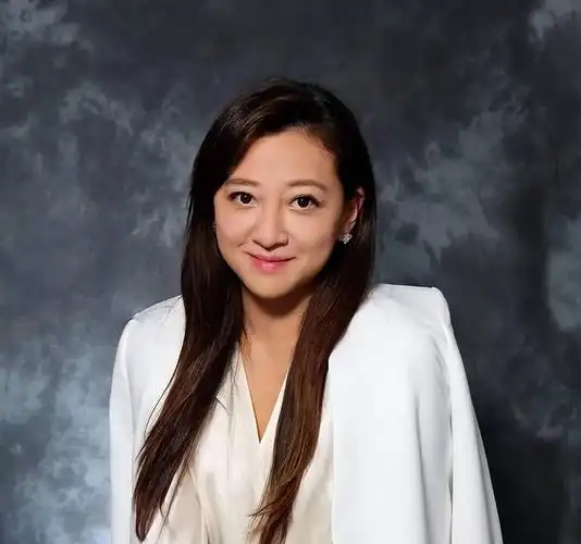 豪门不养闲人,为李嘉欣庆生的三位港圈贵妇,上位之路精彩绝伦