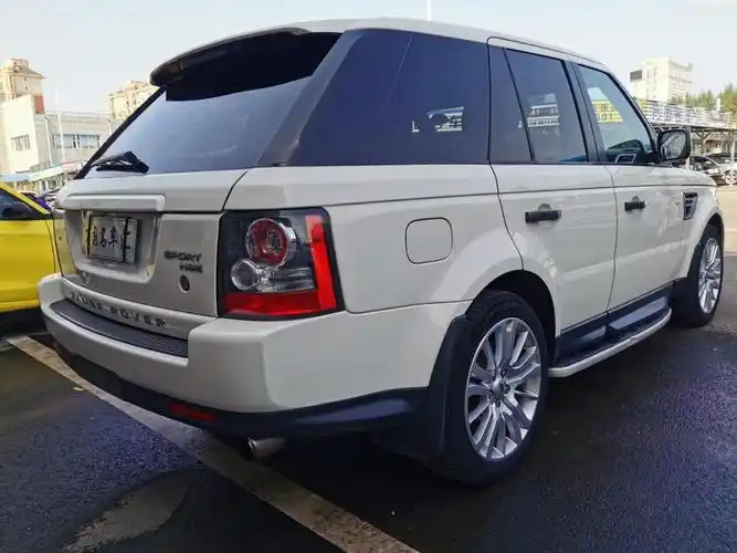 【长春】2010年10月 路虎 揽胜运动版 2010款 5.0 v8 na hse 自动档