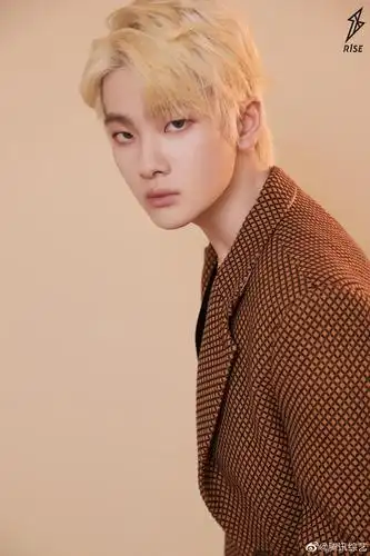 732021发起人团成员r1se周震南来啦